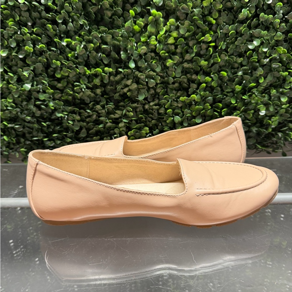 Cliffs by WHITE MOUNTAIN Women's Cream Loafers - Picture 3 of 10